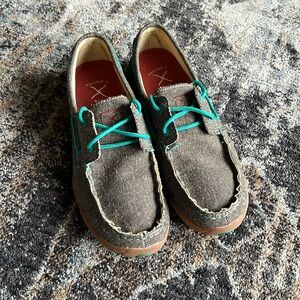 Twisted X women’s boat shoe driving moc 9m